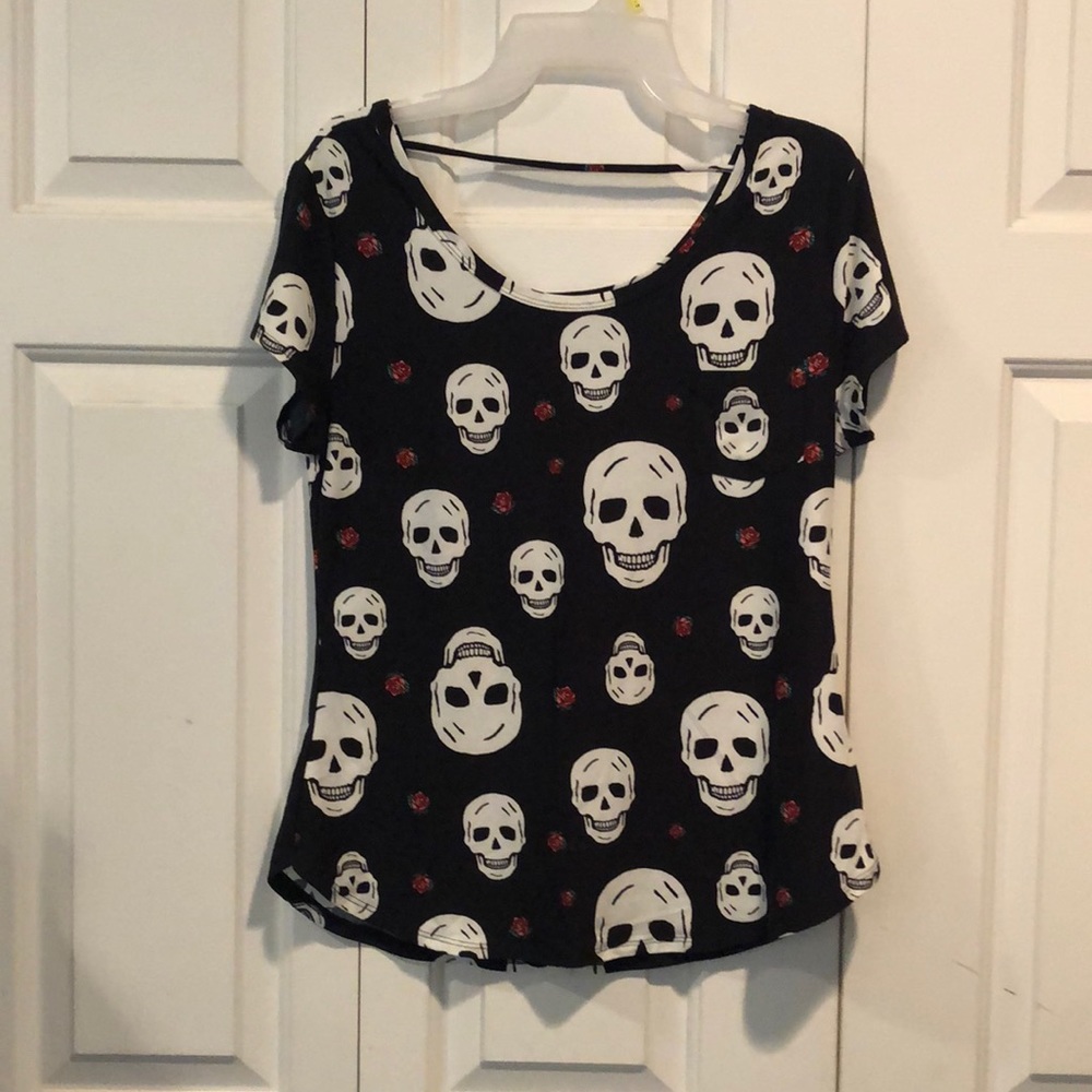 No Boundaries skull print tee